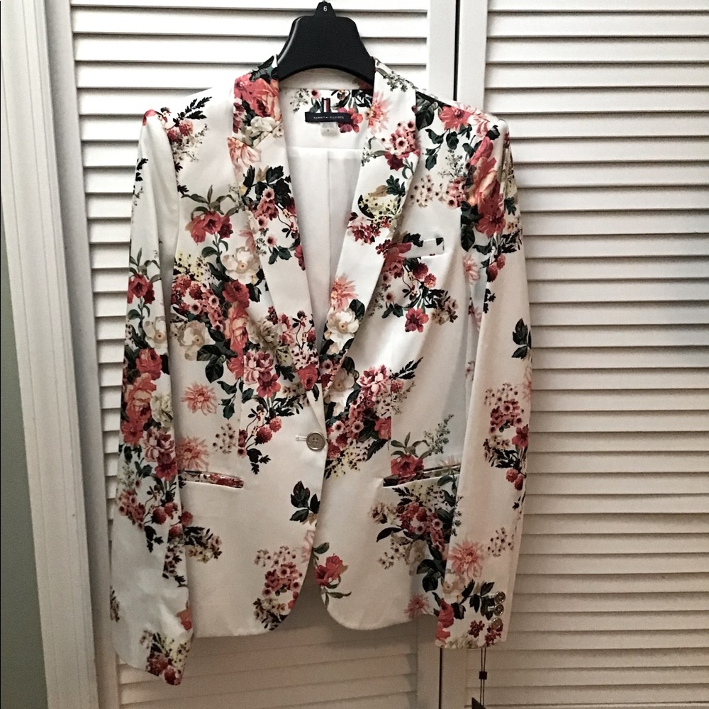 Tommy Hilfiger Blazer - Off White background with Floral Print